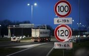 „CU en PvdD willen de maximumsnelheid op autosnelwegen op 100 km/u houden, GL op 120 km/u, VVD en DENK op 130 km/u, PVV op 140 km/u, en FVD wenst geen limiet.” beeld ANP, Jeroen Jumelet