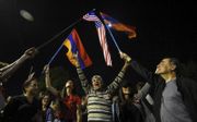 Vreugde om de Amerikaanse erkenning van de Armeense genocide in Yerevan, Armenië. beeld AFP, Karen Minasyan
