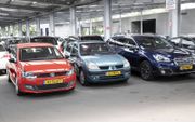 Op het terrein van BCA in Barneveld wachten duizenden auto’s op een nieuwe eigenaar. beeld RD, Anton Dommerholt