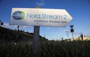 De omstreden gasleiding Nord Stream 2 tussen Rusland en Duitsland is klaar. De levering komt pas op gang na akkoord van de Duitse autoriteiten. beeld AFP, Odd Andersen