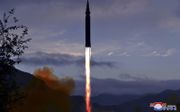 China ontwikkelt een raket met een hypersonisch zweeftoestel die vanuit de ruimte overal ter wereld een –nucleaire– aanval kan uitvoeren. De angst is dat ook Noord-Korea (foto) werkt aan deze techniek.  beeld AFP