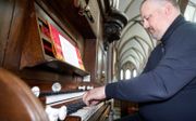 Door zijn werk als organist leerde Ton Nagel zowel de rooms-katholieke als de protestantse wereld kennen. beeld VidiPhoto
