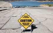 „De werkelijkheid blijkt net iets ongustiger dan de meest pessimistische klimaatvoorspellingen.” Foto: In de staat Californië dreigt een ernstig watertekort door droogte.  beeld ANP, Mario Tama