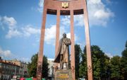 „Oekraïnes verering van Stepan Bandera kreeg na 2014 groteske vormen. In Lviv werd een bronzen standbeeld van 7 meter hoog geplaatst.” beeld iStock