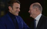 De Franse president Emmanuel Macron en de Duitse kanselier Olaf Scholz tijdens een eerdere ontmoeting. beeld AFP, John MacDougall