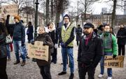 Demonstranten tijdens de bijeenkomst van afgelopen zaterdag in Den Haag. beeld ANP, Ramon van Flymen
