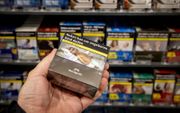 Roken verhoogt het risico op onder meer kanker, astma en COPD. beeld ANP, Koen van Weel