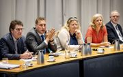 Willem Boutkan (PVV), Harold Hofstra (ChristenUnie), Anja Keuter (BBB), Ellentrees Müller (VVD) en Geert Post (SGP) tijdens de presentatie van het coalitieakkoord van de provincie Flevoland in juni. beeld ANP, Koen van Weel