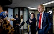 Fractievoorzitters Caroline van der Plas (BBB) en Geert Wilders (PVV) staan de pers te woord na gesprekken over de formatie. beeld ANP, REMKO DE WAAL