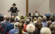 Opperrabbijn Jacobs en holocaustoverlevende De Liever spraken tijdens de abonneeavond over antisemitisme. beeld André Dorst