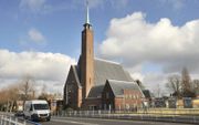 Een crowdfundingsactie voor het behoud van de Sint-Annakerk aan de A9 in Amstelveen leverde 300.000 euro op. beeld Paul Dijkstra