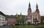 Prüm maakt aanspraak op een plaatsje in de wereldgeschiedenis vanwege de –zo goed en zo kwaad als het ging herstelde, maar nog altijd stoffige en beschadigde– abdijkerk. beeld Wikimedia