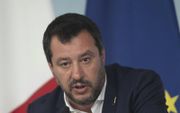 Premier Salvini nam maandag gas terug.  beeld EPA, Maurizio Brambatti