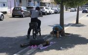 Verslaafden op straat in Tel Avid. beeld Alfred Muller