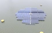 Floating Solar uit Rhenen bedacht een systeem waarbij drie boeien houden een zonne-eiland met kabels op z’n plek houden, en het laten meebewegen met de zon. beeld Floating Solar