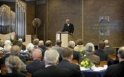 L.M.P. Scholten bij zijn afscheid als directeur van de Gereformeerde Bijbelstichting, in 2004. beeld RD, Sjaak Verboom