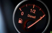 De extra fijnstoftoeslag voor milieuvervuilende diesels kost de gemiddelde eigenaar van een dieselvoertuig zo’n 225 euro per jaar. beeld Istock