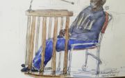 Rechtbanktekening van Félicien Kabuga, 20 mei voor het hof in Parijs. Kabuga is 16 mei gearresteerd wegens betrokkenheid bij de Rwandese genocide van 1994. beeld AFP, Benoit Peyrucq
