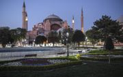 Vanaf de minaretten bij de Hagia Sophia schalden op 29 mei de woorden van het eerste hoofdstuk van de Koran. beeld AFP, Ozan Kose