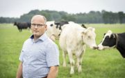 Koopman Wim Kas uit Barneveld zit veertig jaar in het vak. Terwijl de meeste veemarkten verdwenen, bleef de handel. Dieren gaan tegenwoordig meestal rechtstreeks naar de slachterij of de nieuwe eigenaar. beeld Niek Stam