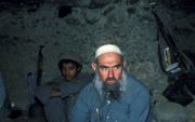 Abdullah Azzam op een zeldzame foto uit 1989, het jaar van zijn overlijden. Hij bevindt zich in Jalalabad, Afghanistan, waar hij een centrale schakel vormde in de strijd tegen de Russische troepen. beeld Polaris, Said Elatab