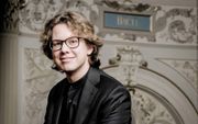 Hannes Minnaar geniet weer van het orgelspelen. beeld Simon van Boxtel