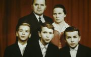 Michaïl Chorev met zijn vrouw Vera en hun drie zonen. beeld Friedensstimme