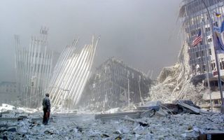 Op de puinhopen van Ground Zero. beeld AFP, Doug Kanter