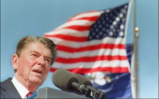 Reagan: „Hoge inflatie gevaarlijk.” beeld AFP, J. David Ake