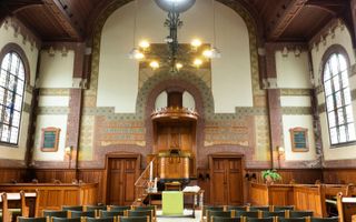 De Rijksdienst voor het Cultureel Erfgoed roemt de „grote mate van gaafheid” van in- en exterieur van de remonstrantse kerk in Dordrecht. beeld RD, Anton Dommerholt