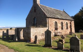 Steeds meer kleine dorpskerkjes in Schotland moeten de deuren sluiten. Foto: de kerk van Morham, ten oosten van de hoofdstad Edinburgh. beeld RD