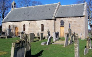 De kerk in het Schotse Birnie. beeld Wikimedia, Bill Reid