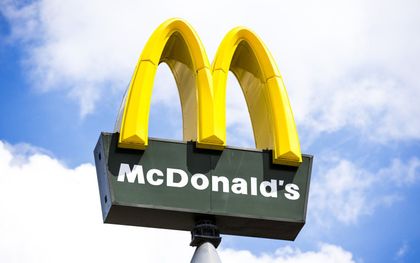 Op het moment van de schietpartij was het druk in het fastfoodrestaurant, gevestigd aan de Floresstraat in Zwolle-Noord. Onder de ooggetuigen bevonden zich veel kinderen. beeld ANP, Piroschka van de Wouw