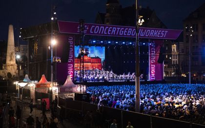 Het Koninklijk Concertgebouworkest tijdens de opening van het culturele seizoen op de Dam in Amsterdam, september vorig jaar. beeld ANP, Ramon van Flymen