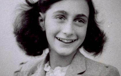 Onderzoekers beweren dat de Joodse notaris Arnold van den Bergh de schuilplaats van onderduikster Anne Frank aan de nazi’s heeft verraden. Historici noemen het bewijs hiervoor echter dun. beeld Anne Frank Museum