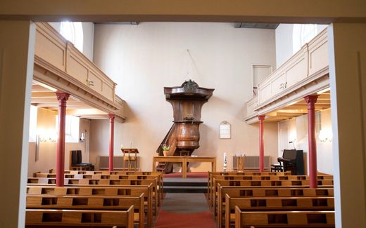 Interrieur van de lutherse kerk in Zwolle. beeld RD, Anton Dommerholt