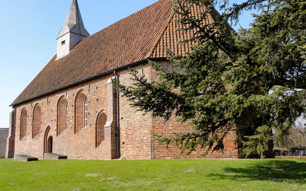 Coevorden beboet illegale opgravingen in kerkje Zweeloo niet, en ander plaatselijk kerknieuws