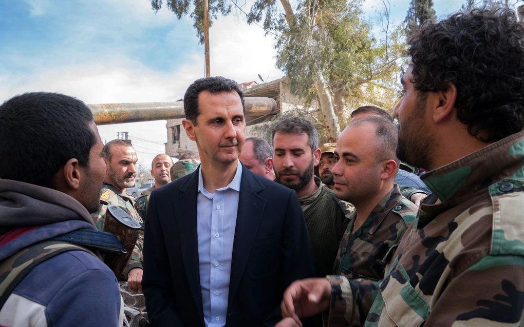 Assad vorige maand in Oost-Ghouta. beeld AFP