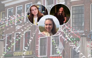 Grachtenhuizen met groene, witte en rode slingers eraan. In de foto drie portretjes van vrouwelijke studenten. 