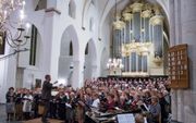 Met het koorwerk ”Psalm 42” won Roeland de Reuver de compositieprijsvraag van het Reformatorisch Dagblad. Zaterdagavond was het stuk te horen tijdens een RD-concert in de Sint-Joriskerk in Amersfoort. beeld Niek Stam