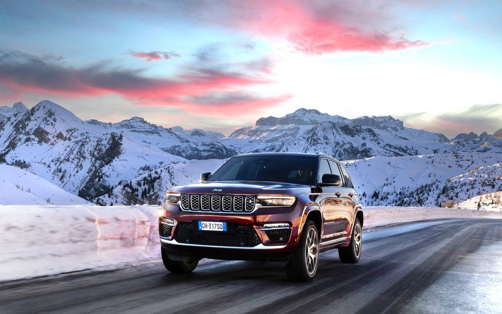 Forse auto’s zoals de Jeep Grand Cherokee zijn in trek. beeld Stellantis