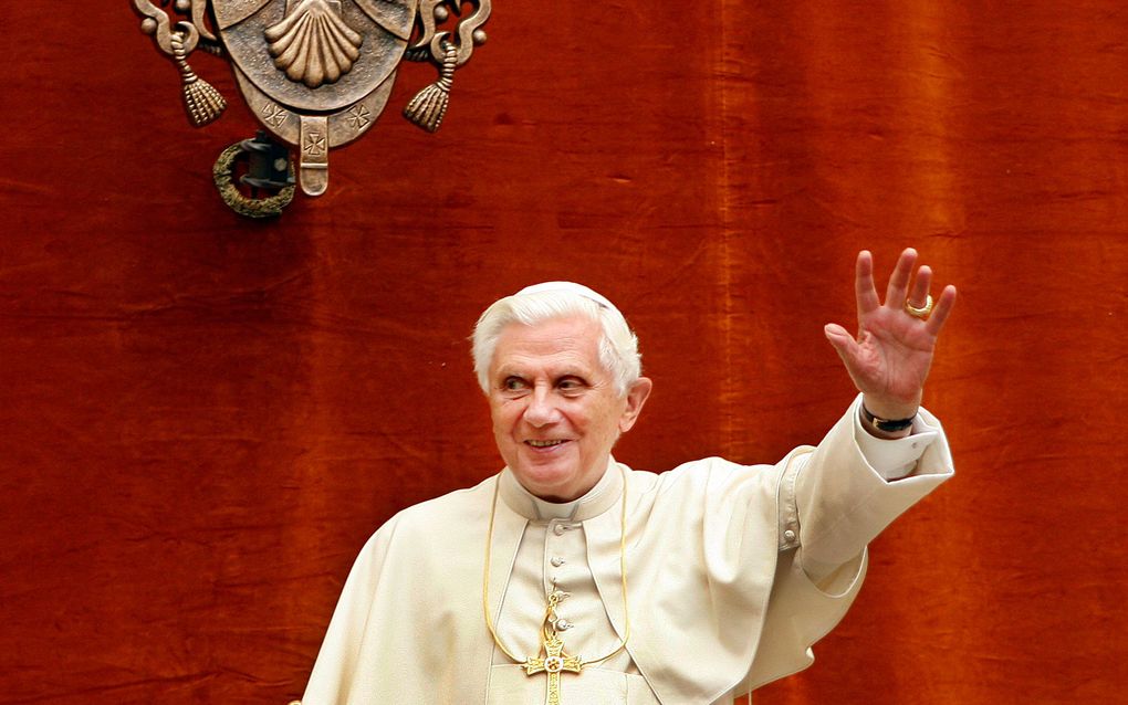 Paus Benedictus XVI heeft de Zwitserse Nobelprijswinnaar Werner Arber benoemd tot president van de Pauselijke Academie van Wetenschappen. Foto ANP