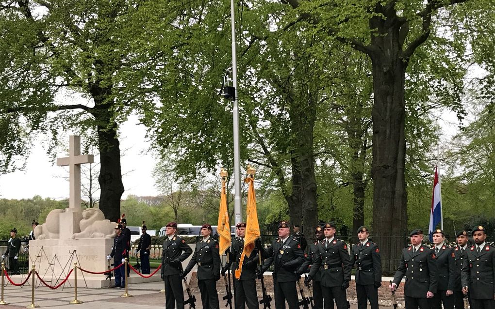 Dodenherdenking op de Grebbeberg bij Rhenen, donderdagavond. beeld RD