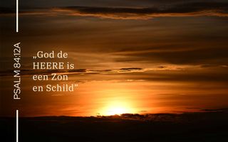 De zon gaat op, morgenrood.