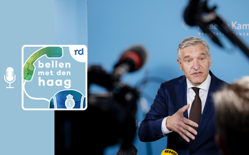 Sybrand van Haersma Buma staat de pers te woord