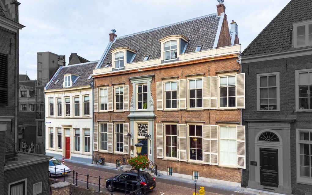 Het nieuwe gebouw van de Theologische Universiteit Utrecht aan de Kromme Nieuwegracht 4 en 6. beeld TUU