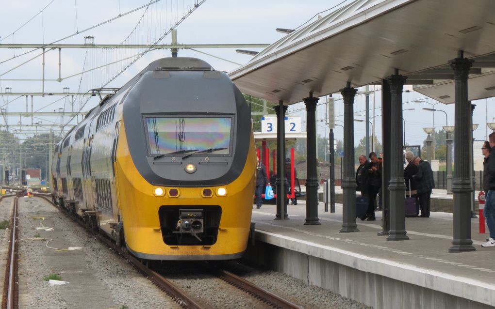 Trein op station Vlissingen. Op het traject Vlissingen-Goes moet in 2028 of 2029 een proef starten, waardoor er vier maanden lang geen treinen rijden. beeld Van Scheyen Fotografie