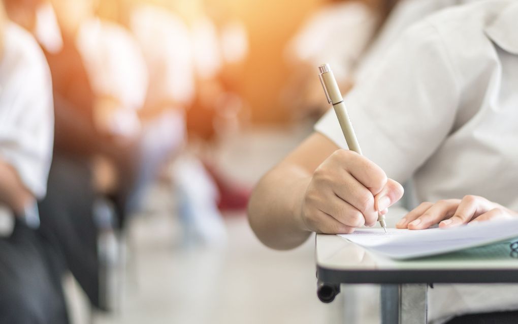 Kinderen die opgroeien in armoede, presteren op school vaak onder de maat. beeld iStock