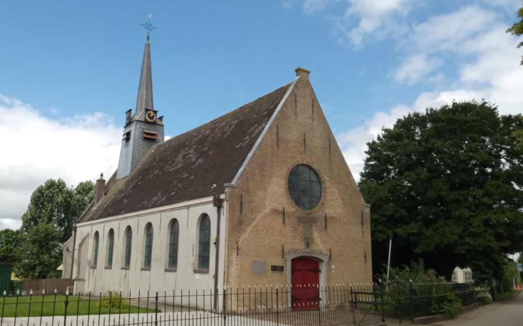 In de kerk van de hervormde gemeente in Cillaarshoek worden op zaterdagavond interkerkelijke diensten gehouden. beeld Wim Steenbergen