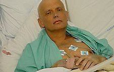 Litvinenko op zijn sterfbed in november 2006. beeld Wikimedia